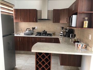 Hermosa Casa en Condominio con Alberca