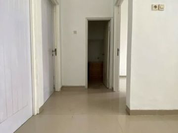 Rumah Baru Gress Green Semanggi Hadap Utara Listrik 1300 watt