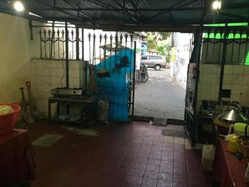 Rumah usaha dan kos aktif di keputih surabaya