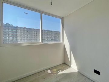 Departamento en venta de 3 dorm. en La Cisterna