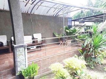 Rumah 2 Lantai Luas 174 di Tirtasani Karangploso kota Malang