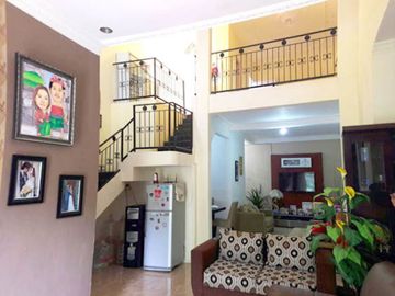 Rumah 2 Lantai Luas 174 di Tirtasani Karangploso kota Malang