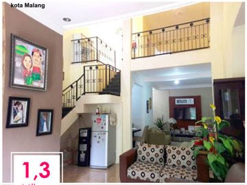 Rumah 2 Lantai Luas 174 di Tirtasani Karangploso kota Malang