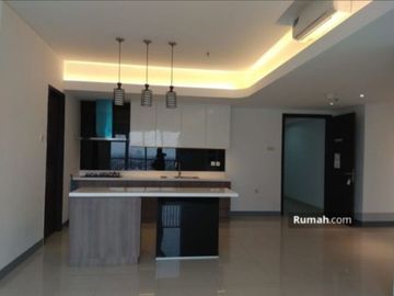 For Rent 4BR Luxury Semi Furnished Apartemen at Fatmawati