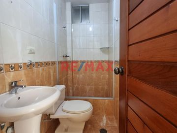 🏡 DEPARTAMENTO EN VENTA EN LA URBANIZACIÓN SANTA VICTORIA – 2DO PISO

📍 Ubicación privilegiada, a pocos pasos del Paseo Las Musas,
a dos cuadras d