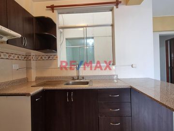 🏡 DEPARTAMENTO EN VENTA EN LA URBANIZACIÓN SANTA VICTORIA – 2DO PISO

📍 Ubicación privilegiada, a pocos pasos del Paseo Las Musas,
a dos cuadras d