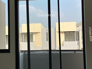 Disewakan Rumah Brand New Di Discovery Bintaro Sektor 9