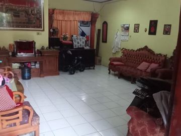 Rumah di Penggilingan Jakarta Timur lokasi strategis bebas banjir