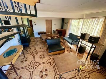Casa en venta de 7 dorm. en Quilpué