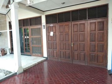 DIJUAL Rumah Luas Jl Tenggilis Mejoyo Selatan Surabaya