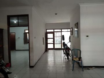 DIJUAL Rumah Luas Jl Tenggilis Mejoyo Selatan Surabaya