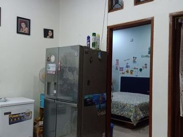 Rumah Mewah Asri Semi furnished di Pesona Depok 3 M (tami)