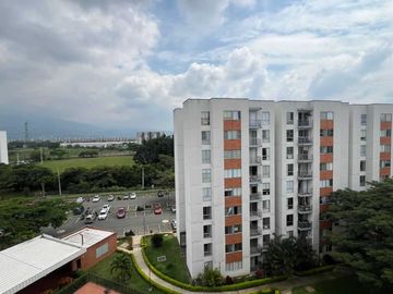 Compra o alquila Apartamento excelente valorización y ubicación en jamundí!!!  cerca centro comercial alfaguara. Cod V8958