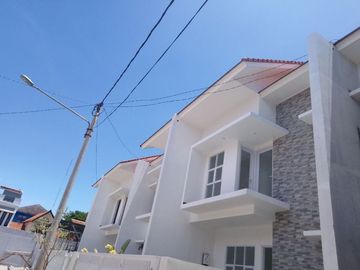 Hunian asri mewah cantik ready stock rasa villa di Cisaranten Arcamanik