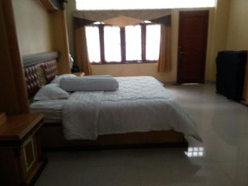Dijual Rumah Cantik Kolam Renang Dago Resort