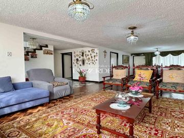 Espectacular Casa en venta, ubicada en la Castellana