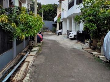 Rmh second Murah lokasi strategis KramatJati,Jaktim