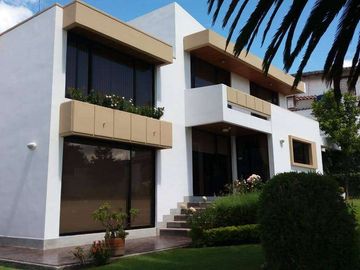 Venta de Casa en Cumbaya Urbanización Miravalle II