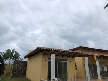 VENTA CASA CAMPESTRE / PLAYA MALIBU GORGONA PANAMA