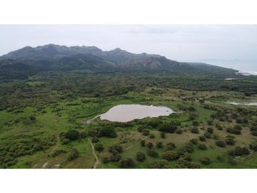 VENTA CASA CAMPESTRE / PLAYA MALIBU GORGONA PANAMA