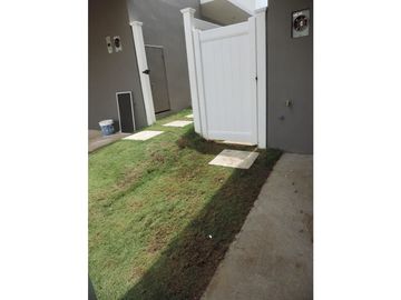 SE VENDE CASA EN BRISAS DEL GOLF $250,000 AM