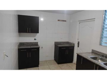ALQUILER Y VENTA CASA EN BRISAS DEL GOLF ARRAIJAN