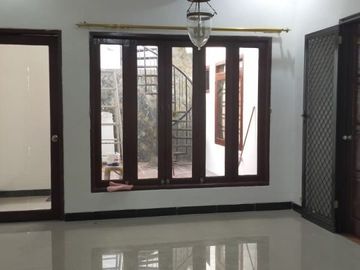 Rumah Baru Renov, Belakang Galaxy Mall di Wisma Permai