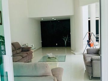 CASA EN VENTA CON SEGURIDAD EN CONDADO DE SAYAVEDRA, ATIZAPÁN DE ZARAGOZA