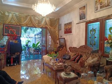 DIJUAL CEPAT MURAH RUMAH KOKOH MEWAH TERAWAT NYAMAN DI SALEMBA JOHAR BARU JAKARTA PUSAT