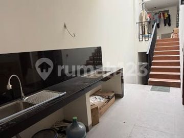 Rumah Mewah 2 Lantai BSD With Private Pool