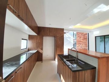 Brand new Single detached mOdern hOuse in kingsville Court antipolo near Xentro Mall and SM Masinag