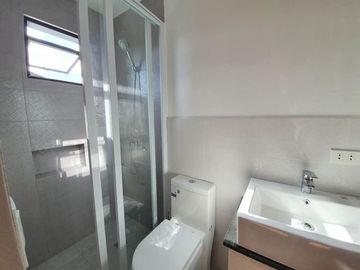 Brand new Single detached mOdern hOuse in kingsville Court antipolo near Xentro Mall and SM Masinag