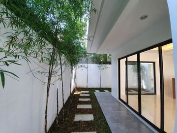 Brand new Single detached mOdern hOuse in kingsville Court antipolo near Xentro Mall and SM Masinag