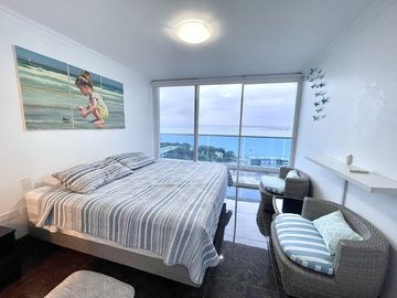 Punta Centinela, amplio departamento con vista al mar, balcón y 3 dormitorios (Torre 2000)