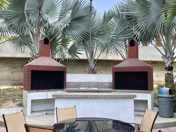 Punta Centinela, amplio departamento con vista al mar, balcón y 3 dormitorios (Torre 2000)