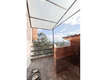 casa en arriendo/venta en bosque de pinos-usaquén. Cod V6838