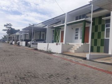 Tahun Baru Punya Rumah Elit Harga Ekonomis CASH Only 367JT di Ngamprah