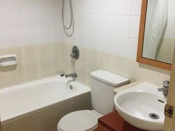 Dijual Apartemen Batavia-Benhill Unit Full Furnish siap Huni, interior bagus