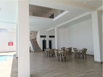 Casa de venta  dentro de urbanización Portoviejo