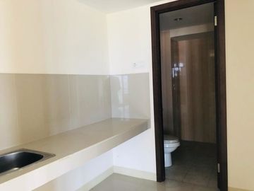 Unfurnished 2 BR Lt 16 Apartemen GALERI CIUMBULEUIT 2 Bandung