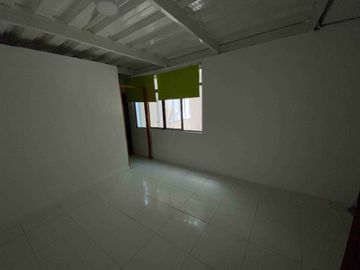 CASA BIFAMILIAR EN VENTA SANTA MONICA/DOSQUEBRADAS