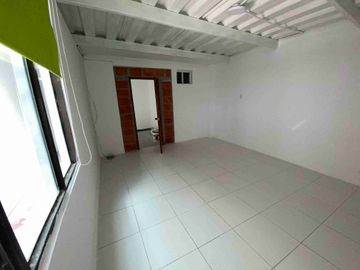 CASA BIFAMILIAR EN VENTA SANTA MONICA/DOSQUEBRADAS