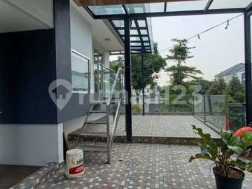 Rumah Posisi Hoek di Kebayoran Essence Bintaro Jaya