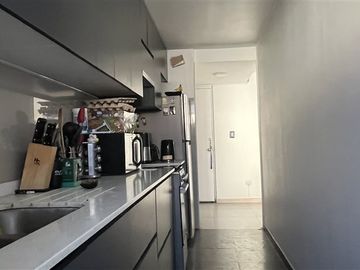 ¡OPORTUNIDAD! Dúplex Remodelado en VENTA - Las Condes