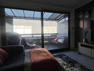 ¡OPORTUNIDAD! Dúplex Remodelado en VENTA - Las Condes