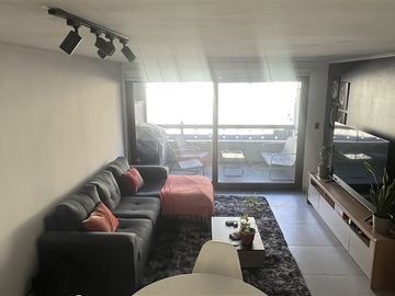 ¡OPORTUNIDAD! Dúplex Remodelado en VENTA - Las Condes