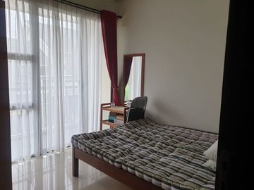 Disewakan Rumah Bagus Siap Huni Di Kebayoran Bintaro Sektor 7 -CW 6476