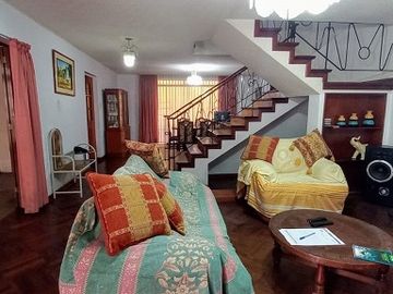 FABULOSA CASA EN VENTA EN PUEBLO LIBRE .