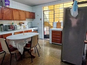 FABULOSA CASA EN VENTA EN PUEBLO LIBRE .