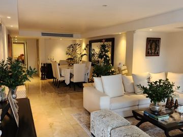 casa en venta en riomar. Cod V104034
